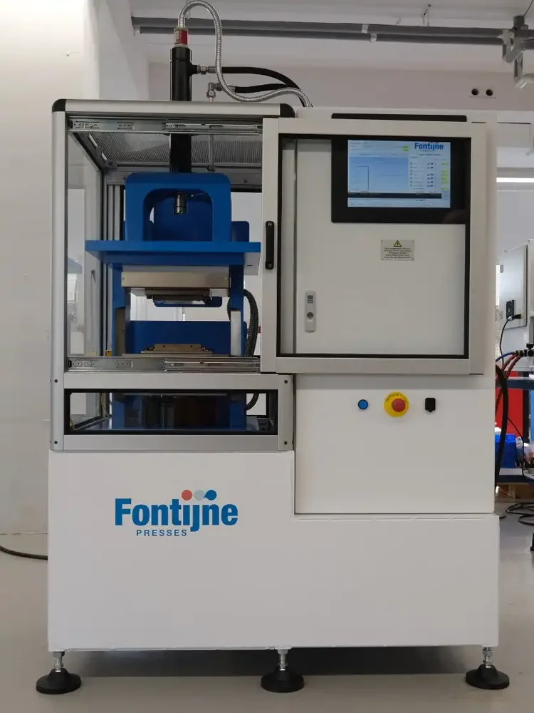 ASTM D3123 transfer kalıplama presi